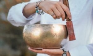 Tibetan Singing Bowls: A Traditional Path to Relaxation and Meditation